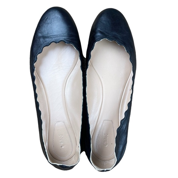 Chloé Lauren Ballet Scalloped Flats in Black Leather - Picture 3 of 9